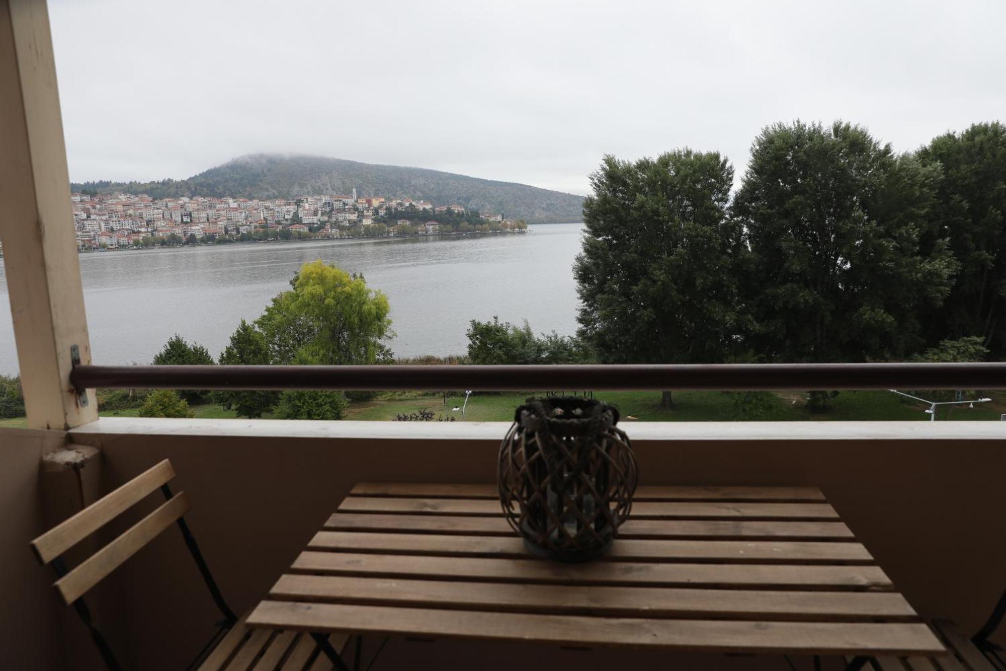 Lida'S Apartment Lake View Касторія Екстер'єр фото
